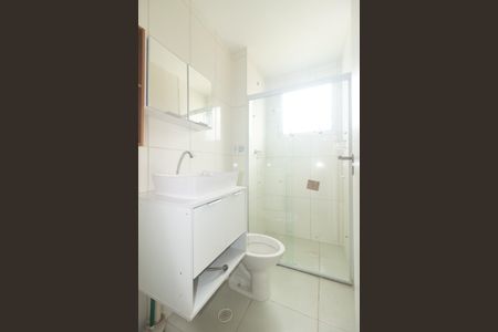 Apartamento à venda com 42m², 2 quartos e 1 vaga Apartamento à venda com 42m², 2 quartos e 1 vagaBanheiro