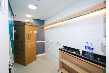Apartamento para alugar com 38m², 2 quartos e sem vagaÁrea comum - Lavanderia