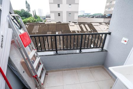 Apartamento para alugar com 38m², 2 quartos e sem vagaVaranda