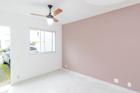 Sala de casa de condomínio para alugar com 2 quartos, 69m² em Jardim Felicidade (zona Oeste), São Paulo