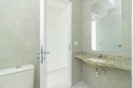 Casa de condomínio para alugar com 69m², 2 quartos e 1 vaga Casa de condomínio para alugar com 69m², 2 quartos e 1 vagaBanheiro