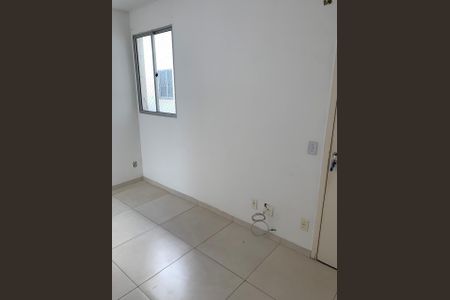 Sala de apartamento para alugar com 1 quarto, 58m² em Jardim Gurilândia, Taubaté