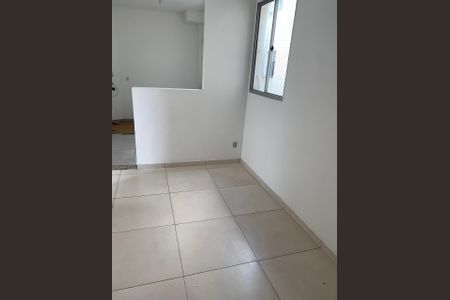 Sala de apartamento para alugar com 1 quarto, 58m² em Jardim Gurilândia, Taubaté