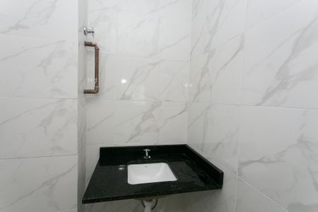 Apartamento para alugar com 70m², 2 quartos e 1 vaga Apartamento para alugar com 70m², 2 quartos e 1 vagaBanheiro