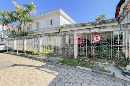 Fachada de casa à venda com 3 quartos, 410m² em Centro, Osasco