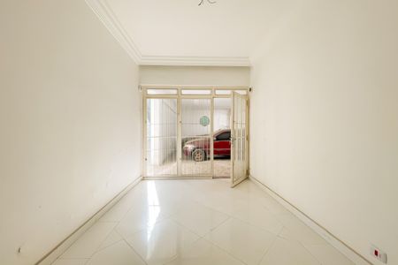 Casa à venda com 410m², 3 quartos e 5 vagas Casa à venda com 410m², 3 quartos e 5 vagasSala 1
