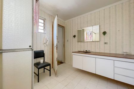Casa à venda com 410m², 3 quartos e 5 vagas Casa à venda com 410m², 3 quartos e 5 vagasBanheiro 2