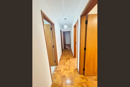 Apartamento para alugar com 120m², 4 quartos e 1 vagaCorredor