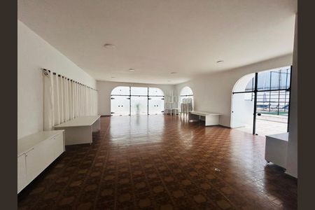 Apartamento para alugar com 120m², 4 quartos e 1 vagaÁrea externa