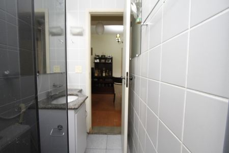 Apartamento à venda com 52m², 2 quartos e 2 vagasBanheiro Social
