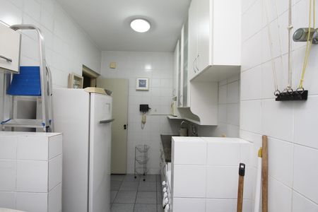 Apartamento à venda com 52m², 2 quartos e 2 vagasCozinha