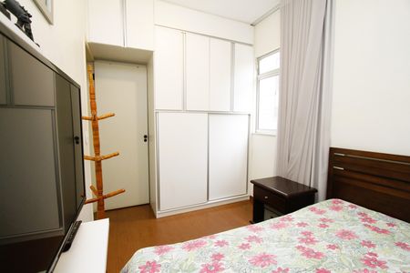 Apartamento à venda com 52m², 2 quartos e 2 vagasQuarto 1