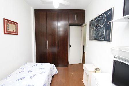 Apartamento à venda com 52m², 2 quartos e 2 vagasQuarto 2