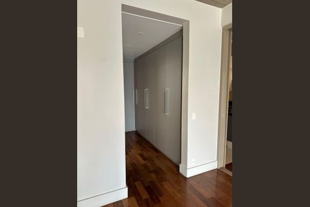 Quarto de apartamento à venda com 1 quarto, 92m² em Itaim Bibi, São Paulo