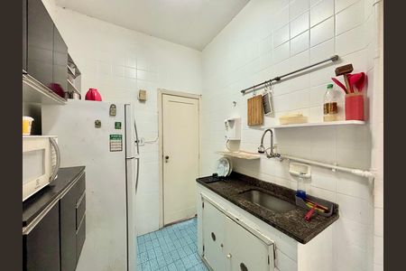 Apartamento à venda com 74m², 2 quartos e sem vaga