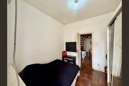 Apartamento à venda com 74m², 2 quartos e sem vaga