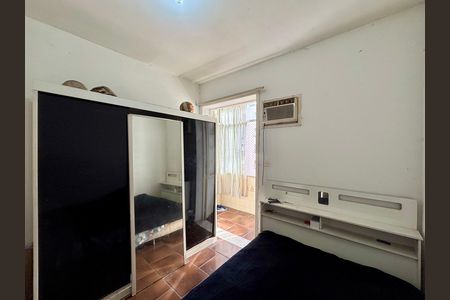 Apartamento à venda com 74m², 2 quartos e sem vaga