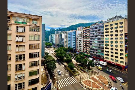 Apartamento à venda com 2 quartos, 74m² em Copacabana, Rio de Janeiro