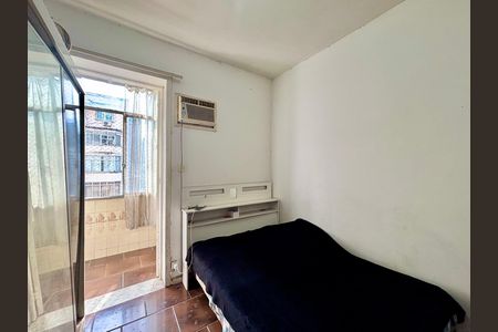 Apartamento à venda com 74m², 2 quartos e sem vaga
