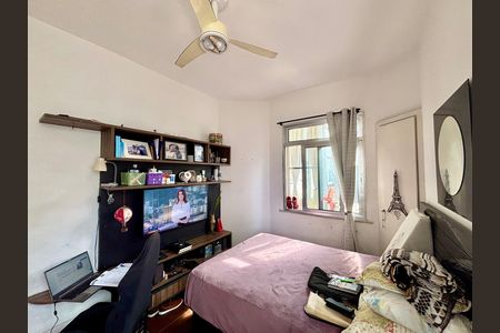 Apartamento à venda com 74m², 2 quartos e sem vaga