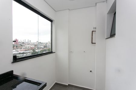 Apartamento para alugar com 90m², 2 quartos e 1 vaga Apartamento para alugar com 90m², 2 quartos e 1 vagaCozinha e Área de Serviço