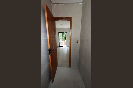 Apartamento à venda com 140m², 2 quartos e 2 vagas Apartamento à venda com 140m², 2 quartos e 2 vagasBanheiro da Suíte