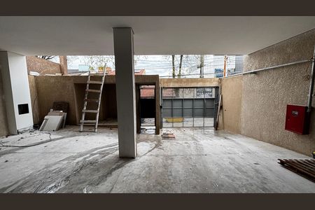 Apartamento à venda com 140m², 2 quartos e 2 vagas Apartamento à venda com 140m², 2 quartos e 2 vagasElevador - Garagem