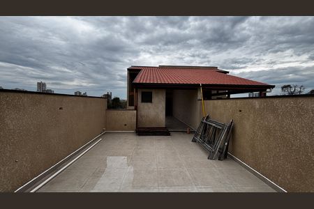 Apartamento à venda com 140m², 2 quartos e 2 vagas Apartamento à venda com 140m², 2 quartos e 2 vagasCobertura