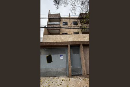 Apartamento à venda com 140m², 2 quartos e 2 vagas Apartamento à venda com 140m², 2 quartos e 2 vagasFachada