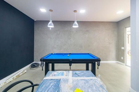 Apartamento à venda com 42m², 2 quartos e sem vaga Apartamento à venda com 42m², 2 quartos e sem vagaEspaço de Jogos