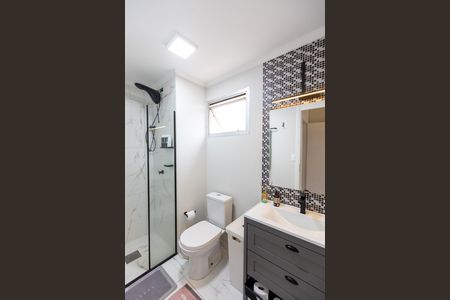 Banheiro de apartamento à venda com 1 quarto, 42m² em Vila Paraiso, Campinas