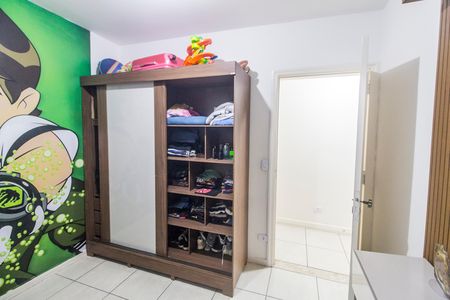 Casa para alugar com 247m², 4 quartos e 3 vagas Casa para alugar com 247m², 4 quartos e 3 vagasQuarto 2