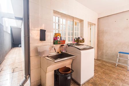Casa para alugar com 247m², 4 quartos e 3 vagas Casa para alugar com 247m², 4 quartos e 3 vagasÁrea de Serviço