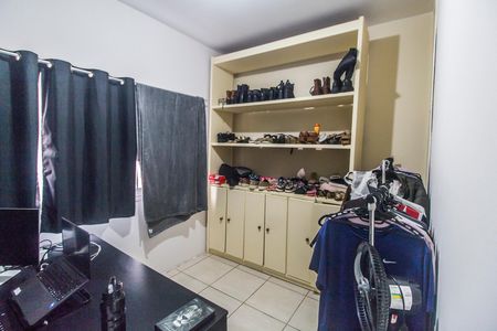 Casa para alugar com 247m², 4 quartos e 3 vagas Casa para alugar com 247m², 4 quartos e 3 vagasEscritório
