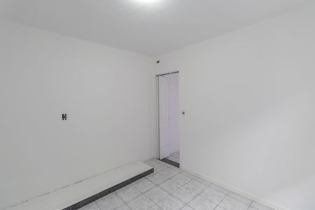 Casa para alugar com 60m², 2 quartos e 1 vaga Casa para alugar com 60m², 2 quartos e 1 vagaQuarto