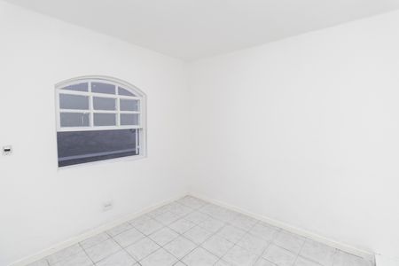 Casa para alugar com 60m², 2 quartos e 1 vaga Casa para alugar com 60m², 2 quartos e 1 vagaQuarto