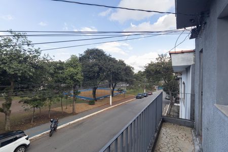 Casa para alugar com 60m², 2 quartos e 1 vaga Casa para alugar com 60m², 2 quartos e 1 vagaVaranda