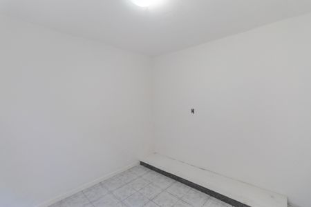 Casa para alugar com 60m², 2 quartos e 1 vaga Casa para alugar com 60m², 2 quartos e 1 vagaQuarto