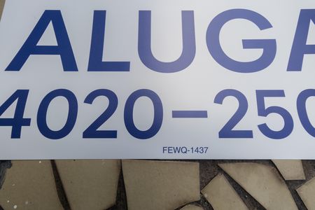Casa para alugar com 60m², 2 quartos e 1 vaga Casa para alugar com 60m², 2 quartos e 1 vagaPlaquinha