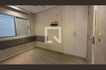 Apartamento à venda com 80m², 3 quartos e 2 vagasQuarto