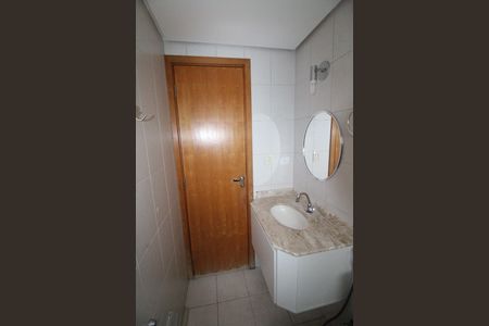 Apartamento para alugar com 80m², 2 quartos e 2 vagasBanheiro da Suíte