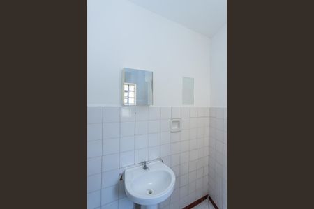 Casa para alugar com 70m², 1 quarto e 1 vaga Casa para alugar com 70m², 1 quarto e 1 vagaBanheiro