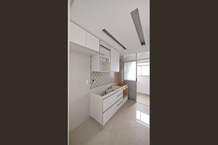 Apartamento para alugar com 58m², 2 quartos e 1 vaga Apartamento para alugar com 58m², 2 quartos e 1 vagaCozinha