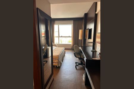 Sala/quarto de kitnet/studio para alugar com 1 quarto, 28m² em Serra, Belo Horizonte