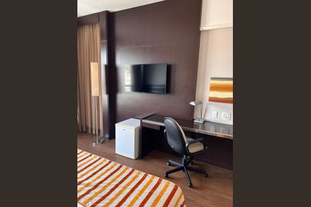 Sala/quarto de kitnet/studio para alugar com 1 quarto, 28m² em Serra, Belo Horizonte