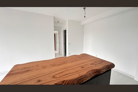 Apartamento para alugar com 67m², 2 quartos e 1 vaga
