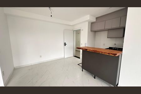 Apartamento para alugar com 67m², 2 quartos e 1 vaga