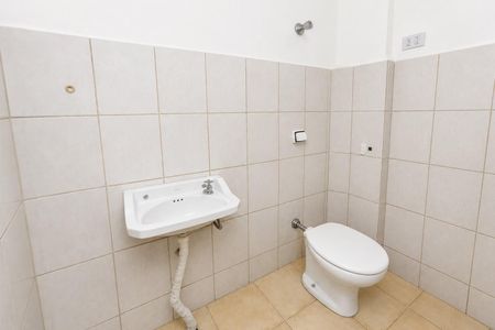 Banheiro de kitnet/studio à venda com 1 quarto, 22m² em Bela Vista, São Paulo