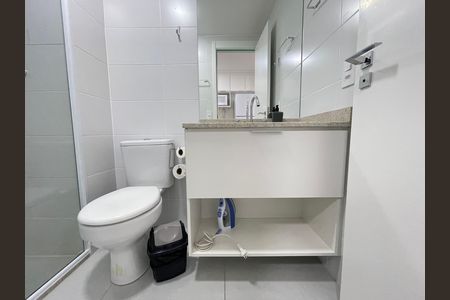 Studio para alugar com 25m², 1 quarto e sem vaga Studio para alugar com 25m², 1 quarto e sem vagaBanheiro