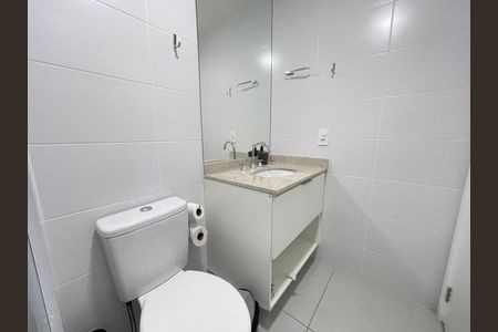 Studio para alugar com 25m², 1 quarto e sem vaga Studio para alugar com 25m², 1 quarto e sem vagaBanheiro